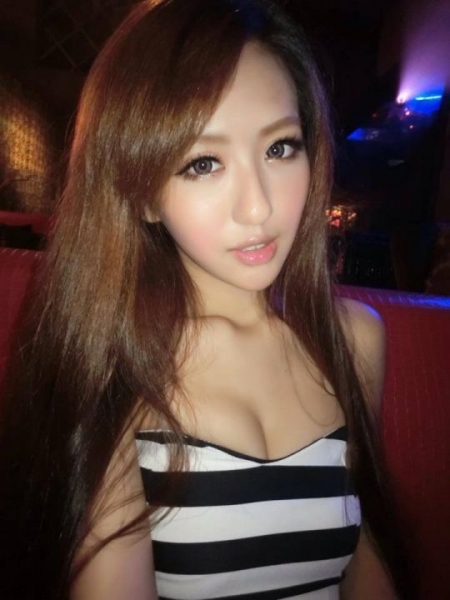 193953p2ze7b7n82ke47by.jpg