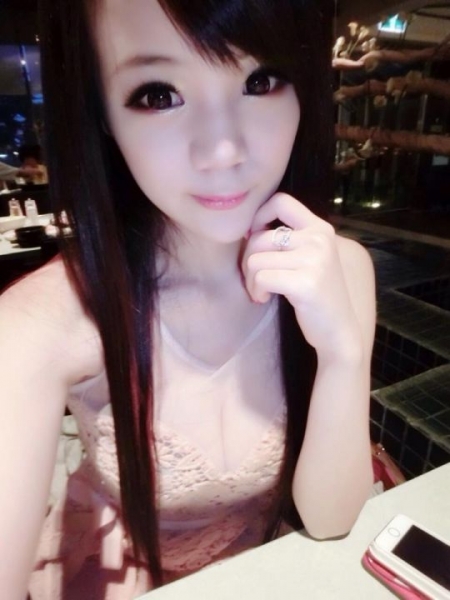 060059i2tkhqc09zzstk0l.jpg